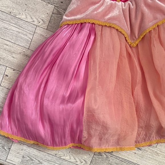 Aurora inspired dress - Picture 5 of 8